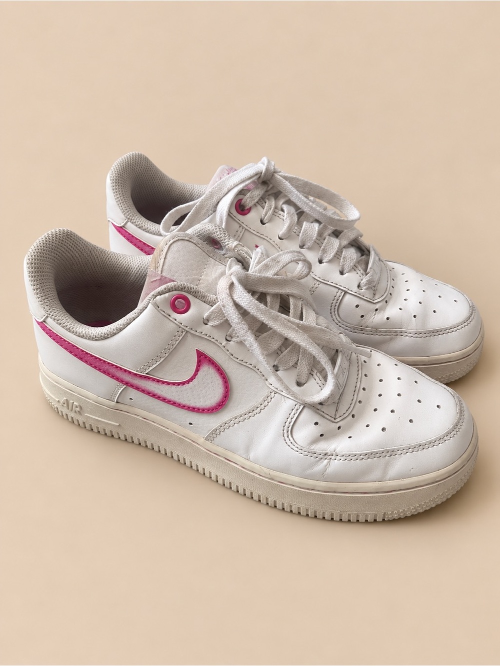 NIKE Air Force 1 Low Airbrush White Pink Big Kids Size 5 Women’s Size 7